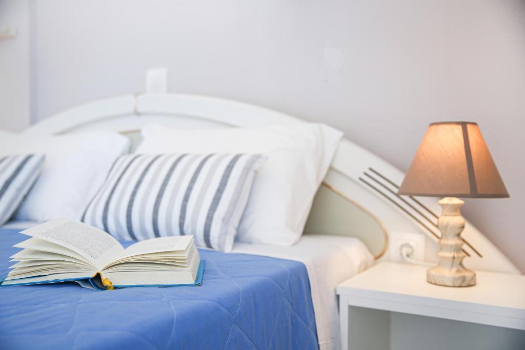 Angela's house by the sea room 3